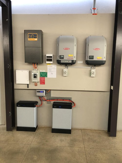 Yack public hall battery