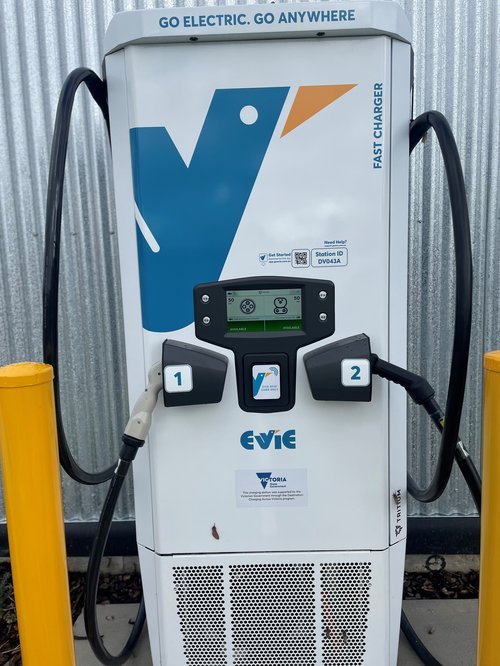 Chiltern public EV charger_2