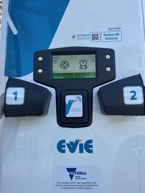 Rutherglen public EV charger_1